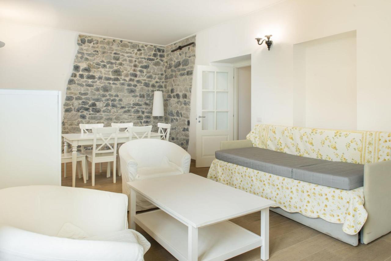 Casa Torre Apartment เลวานโต ภายนอก รูปภาพ